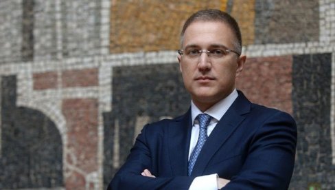 НЕБОЈША СТЕФАНОВИЋ: Напади на Вучића, Владу и СНС једина мантра Бошка Обрадовића НЕБОЈША СТЕФАНОВИЋ: Напади на Вучића, Владу и СНС једина мантра Бошка Обрадовића