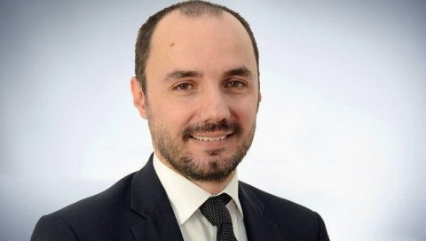 ИМАМ ЖЕЛУДАЦ ЗА СВЕ: Милошевић открио шта мисли о одласку на прославу Олује ИМАМ ЖЕЛУДАЦ ЗА СВЕ: Милошевић открио шта мисли о одласку на прославу Олује