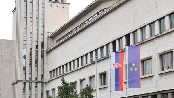 КОНСТИТУИСАНА СКУПШТИНА ВОЈВОДИНЕ: Потврђени мандати 120 посланика КОНСТИТУИСАНА СКУПШТИНА ВОЈВОДИНЕ: Потврђени мандати 120 посланика