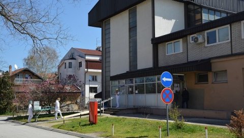 ЕПИДЕМИОЛОШКА СИТУАЦИЈА У РАСИНСКОМ ОКРУГУ: Нових 17 случајева,у болници у Крушевцу 84 пацијента ЕПИДЕМИОЛОШКА СИТУАЦИЈА У РАСИНСКОМ ОКРУГУ: Нових 17 случајева,у болници у Крушевцу 84 пацијента