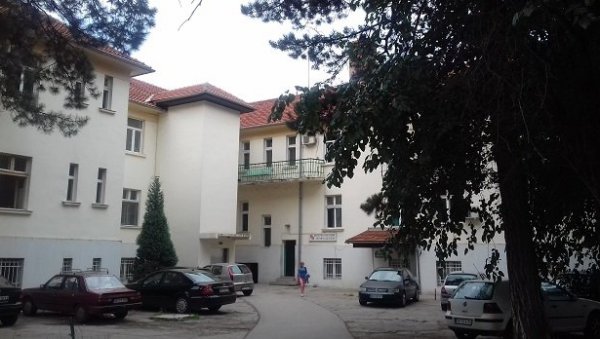 КОВИД У ОПШТИНИ НЕГОТИН: Шесторо преминулих и 39 новооболелих, међу којима и трогодишњи дечак КОВИД У ОПШТИНИ НЕГОТИН: Шесторо преминулих и 39 новооболелих, међу којима и трогодишњи дечак