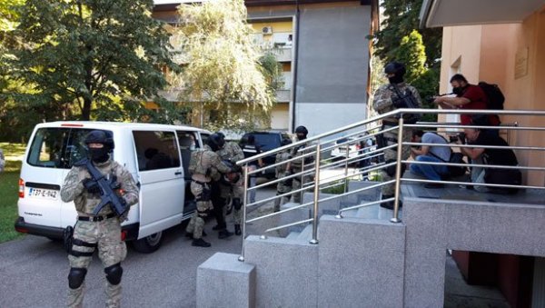 УБИСТВО СЛАВИШЕ ЋУЛУМА: Кинез остаје у притвору УБИСТВО СЛАВИШЕ ЋУЛУМА: Кинез остаје у притвору