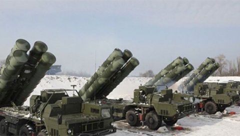 РУСИ САМО УЗВРАТИЛИ: Закаснела узбуна због С-400 РУСИ САМО УЗВРАТИЛИ: Закаснела узбуна због С-400