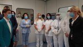 HILJADU TESTOVA DNEVNO: “Vatreno oko” otvoreno i u Nišu (FOTO, VIDEO) HILJADU TESTOVA DNEVNO: “Vatreno oko” otvoreno i u Nišu (FOTO, VIDEO)