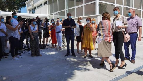 GRADONAČELNIK VUČEVIĆ: Nastavljamo o dalje, obezbedićemo mesta za još 3.000 mališana u naredne četiri godine GRADONAČELNIK VUČEVIĆ: Nastavljamo o dalje, obezbedićemo mesta za još 3.000 mališana u naredne četiri godine