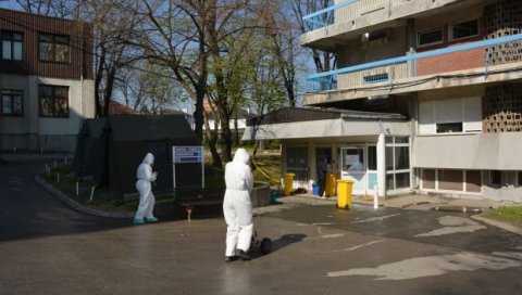 ЕПИДЕМИЈА КОВИД-19 У КРУШЕВЦУ: Један пацијент преминуо, новозаражених 14 ЕПИДЕМИЈА КОВИД-19 У КРУШЕВЦУ: Један пацијент преминуо, новозаражених 14