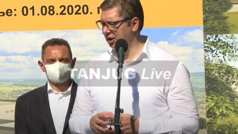 PREDSEDNIK SRBIJE: Epidemiološka situacija stabilizovana, ne isključujem mogućnost onlajn nastave u novoj školskoj godini PREDSEDNIK SRBIJE: Epidemiološka situacija stabilizovana, ne isključujem mogućnost onlajn nastave u novoj školskoj godini
