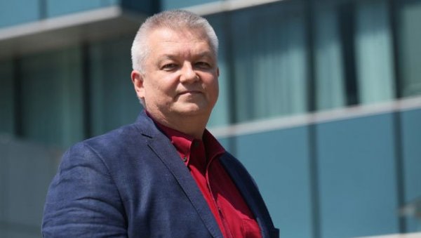 НЕМИРИ У АМЕРИЦИ ТЕК СЛЕДЕ: Аналитичар Обрад Кесић очекује да ће се у САД наставити унутрашње конфронтације НЕМИРИ У АМЕРИЦИ ТЕК СЛЕДЕ: Аналитичар Обрад Кесић очекује да ће се у САД наставити унутрашње конфронтације