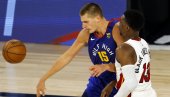 JOKIĆ SVE BLIŽE MVP TITULI: Jokić je ranije bio skrajnut, sada je pravo vreme (VIDEO) JOKIĆ SVE BLIŽE MVP TITULI: Jokić je ranije bio skrajnut, sada je pravo vreme (VIDEO)