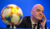 PROMENIO PLOČU: Predsednik FIFA sada protiv kažnjavanja Superligaša PROMENIO PLOČU: Predsednik FIFA sada protiv kažnjavanja Superligaša