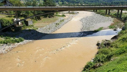 NEZAKONITO VADIO ŠLJUNAK IZ SUZE EVROPE: Krivična zbog krađe zaštićenog prirodnog dobra u Mojkovcu