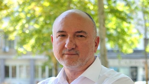 ИНТЕРВЈУ Психотерапеут Зоран Миливојевић: Дошло је време да су најугроженији они који немају социјалне мреже ИНТЕРВЈУ Психотерапеут Зоран Миливојевић: Дошло је време да су најугроженији они који немају социјалне мреже