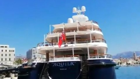 НБА ЛЕГЕНДА ИЗАЗВАЛА ХАОС У СПЛИТУ: Дошао је у јахти вредној 150.000.000 долара НБА ЛЕГЕНДА ИЗАЗВАЛА ХАОС У СПЛИТУ: Дошао је у јахти вредној 150.000.000 долара