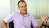 O MILOŠEVIĆEVOM ODLASKU U KNIN: Srđan Milaković - Dostojanstvo nije na prodaju O MILOŠEVIĆEVOM ODLASKU U KNIN: Srđan Milaković - Dostojanstvo nije na prodaju