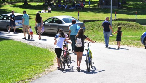 PROMENE STIŽU: Evo kakvo nas vreme danas očekuje PROMENE STIŽU: Evo kakvo nas vreme danas očekuje