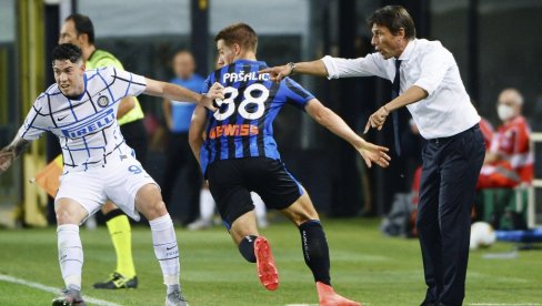 SVE JE DOGOVORENO! Napoli preuzima bivši trener Juventusa i Intera SVE JE DOGOVORENO! Napoli preuzima bivši trener Juventusa i Intera