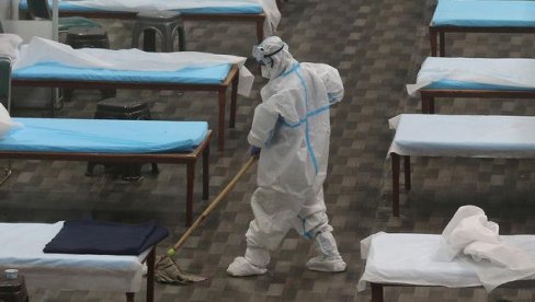 СВАКИХ СЕДАМ МИНУТА УМРЕ ЈЕДНА ОСОБА ОД КОВИДА: Ситуација у Ирану изузетно тешка, епидемија опустошила земљу СВАКИХ СЕДАМ МИНУТА УМРЕ ЈЕДНА ОСОБА ОД КОВИДА: Ситуација у Ирану изузетно тешка, епидемија опустошила земљу