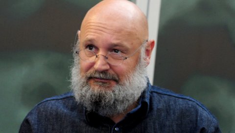 ГЛУПИРАМО СЕ СА ПРИРОДОМ: Норвешки писац Ерленд Лу, за Новости, о животу и раду у време пандемије ГЛУПИРАМО СЕ СА ПРИРОДОМ: Норвешки писац Ерленд Лу, за Новости, о животу и раду у време пандемије