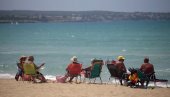 И НЕМЦИМА ПРЕСЕЛО ЛЕТОВАЊЕ У ХРВАТСКОЈ: Црвена листа због експлозије короне И НЕМЦИМА ПРЕСЕЛО ЛЕТОВАЊЕ У ХРВАТСКОЈ: Црвена листа због експлозије короне