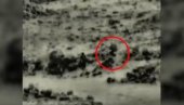 SERIJA NAPADA NA JUG SIRIJE: Izraelski avioni i helikopteri „zasuli“ Asadove snage (VIDEO) SERIJA NAPADA NA JUG SIRIJE: Izraelski avioni i helikopteri „zasuli“ Asadove snage (VIDEO)