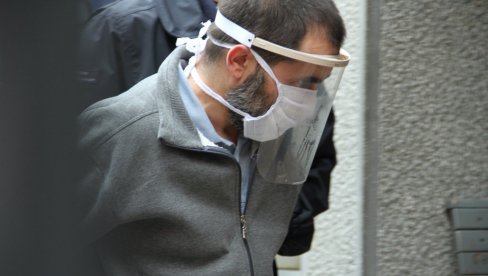 МАЛЧАНСКИ БЕРБЕРИН СЕ ВАДИ НА ПИЈАНСТВО: Вештак тврди да алкохол није могао да утиче на поступке Нинослава Јовановића МАЛЧАНСКИ БЕРБЕРИН СЕ ВАДИ НА ПИЈАНСТВО: Вештак тврди да алкохол није могао да утиче на поступке Нинослава Јовановића