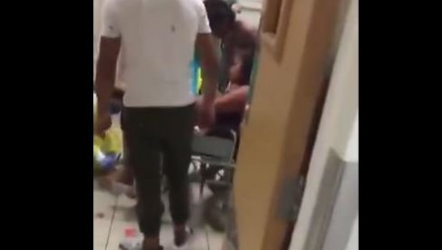 POTRESNI SNIMCI IZ BOLNICE U BEJRUTU: Krv na sve strane, prizori sa snimaka prikazuju sav očaj (VIDEO) POTRESNI SNIMCI IZ BOLNICE U BEJRUTU: Krv na sve strane, prizori sa snimaka prikazuju sav očaj (VIDEO)