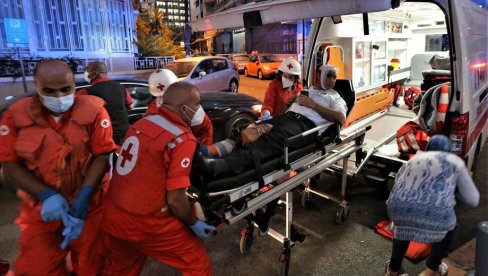 RUSI PRVI ŠALJU POMOĆ URAZORENI BEJRUT: Iz Moksve stiže pet aviona sa mobilnom bolnicom, lekarima i spasiocima (FOTO) RUSI PRVI ŠALJU POMOĆ URAZORENI BEJRUT: Iz Moksve stiže pet aviona sa mobilnom bolnicom, lekarima i spasiocima (FOTO)