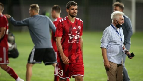 БОСАНЦИ ОДБИЛИ ДА ИГРАЈУ СА РУСИЈОМ: Бивши фудбалер Звезде им одговорио: Ви сте под контролом Америке и Запада БОСАНЦИ ОДБИЛИ ДА ИГРАЈУ СА РУСИЈОМ: Бивши фудбалер Звезде им одговорио: Ви сте под контролом Америке и Запада