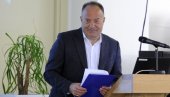 УЧЕНИЦИ СУ ДИСЦИПЛИНОВАНИ: Шарчевић честитао почетак школске нове године УЧЕНИЦИ СУ ДИСЦИПЛИНОВАНИ: Шарчевић честитао почетак школске нове године
