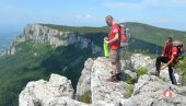 УСПЕШНА ЕВАКУАЦИЈА НА СУВОЈ ПЛАНИНИ: Спашено деветоро људи са неприступачног терена УСПЕШНА ЕВАКУАЦИЈА НА СУВОЈ ПЛАНИНИ: Спашено деветоро људи са неприступачног терена