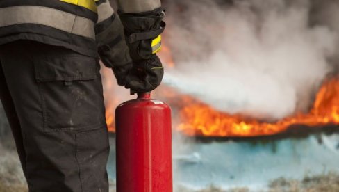 ПЕТ ОСОБА ПОГИНУЛО: Стравичан пожар избио у заваривачкој радњи у Москви ПЕТ ОСОБА ПОГИНУЛО: Стравичан пожар избио у заваривачкој радњи у Москви