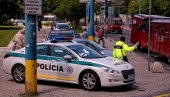 ТУГА У СЛОВАЧКОЈ: Из слупаног комбија ватрогасци извукли тела четворо деце ТУГА У СЛОВАЧКОЈ: Из слупаног комбија ватрогасци извукли тела четворо деце