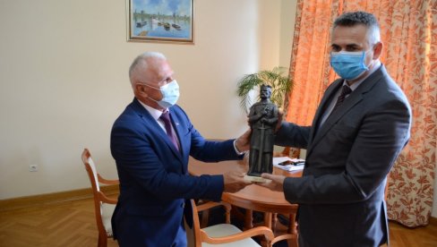 ПОМОЋ БРЧКОГ ЗА СРБЕ НА КОСОВУ И МЕТОХИЈИ: Да српска деца остану и опстану на својим огњиштима ПОМОЋ БРЧКОГ ЗА СРБЕ НА КОСОВУ И МЕТОХИЈИ: Да српска деца остану и опстану на својим огњиштима
