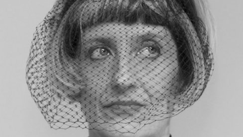 ПРЕМИНУЛА ИСИДОРА БЈЕЛИЦА: Изгубила битку после дуге болести ПРЕМИНУЛА ИСИДОРА БЈЕЛИЦА: Изгубила битку после дуге болести