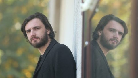 ЗЛАТАН КАО ДЕТЕКТИВ: Ко ће све играти у серији Певачица о случају јелене Марјановић ЗЛАТАН КАО ДЕТЕКТИВ: Ко ће све играти у серији Певачица о случају јелене Марјановић