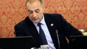 ХРВАТСКИ ГЕНЕРАЛ МЕДВЕД: У Груборима почињен ратни злочин над Србима ХРВАТСКИ ГЕНЕРАЛ МЕДВЕД: У Груборима почињен ратни злочин над Србима
