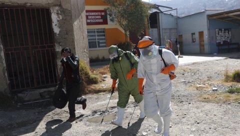 БОЛИВИЈА ДОНЕЛА ОДЛУКУ: Школе остају затворене до краја године БОЛИВИЈА ДОНЕЛА ОДЛУКУ: Школе остају затворене до краја године