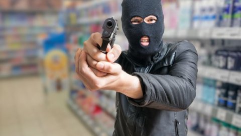 ХАПШЕЊЕ У НОВОМ САДУ: Претећи ваздушним пиштољем суграђанину отео новац и документа ХАПШЕЊЕ У НОВОМ САДУ: Претећи ваздушним пиштољем суграђанину отео новац и документа
