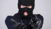 УЗЕО ПРЕКО 500.000 ДИНАРА ИЗ ПОШТЕ: Ухапшен осумњичени за крађу у Крагујевцу УЗЕО ПРЕКО 500.000 ДИНАРА ИЗ ПОШТЕ: Ухапшен осумњичени за крађу у Крагујевцу