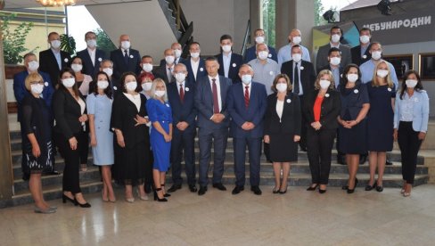DNS PRELOMIO: Rodić kandidat za gradonačelnika Prijedora, Đaković nosilac liste DNS PRELOMIO: Rodić kandidat za gradonačelnika Prijedora, Đaković nosilac liste