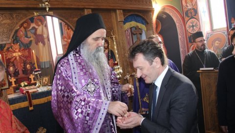 РОДУ ЈУБИЛЕЈ МИО: Сутра света архијерејска литургија у Угљевику РОДУ ЈУБИЛЕЈ МИО: Сутра света архијерејска литургија у Угљевику
