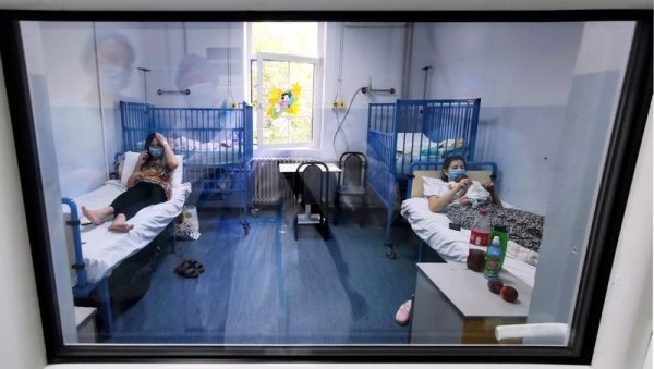 ОМИКРОН СВЕ ВИШЕ НАПАДА ДЕЦУ: Педијатри упозоравају - Болнице су пуне, пред нама је паклени јануар ОМИКРОН СВЕ ВИШЕ НАПАДА ДЕЦУ: Педијатри упозоравају - Болнице су пуне, пред нама је паклени јануар