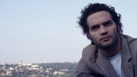 РАТ И ЉУБАВ ЗА ДОРЋОЛСКЕ НОЋИ Филип Гајић осмислио фестивал Светковина судбина, десет хиљада лиа РАТ И ЉУБАВ ЗА ДОРЋОЛСКЕ НОЋИ Филип Гајић осмислио фестивал Светковина судбина, десет хиљада лиа