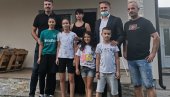 БРАВО ЦРНО-БЕЛИ: KK Партизан помогао обнову дома навијача преминулог од вируса корона БРАВО ЦРНО-БЕЛИ: KK Партизан помогао обнову дома навијача преминулог од вируса корона