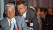 АМЕРИЧКИ ЧОВЕК У КРЕМЉУ ЗАБИО НОЖ У ЛЕЂА СРБИЈИ: Испуњавао је све наредбе Запада АМЕРИЧКИ ЧОВЕК У КРЕМЉУ ЗАБИО НОЖ У ЛЕЂА СРБИЈИ: Испуњавао је све наредбе Запада