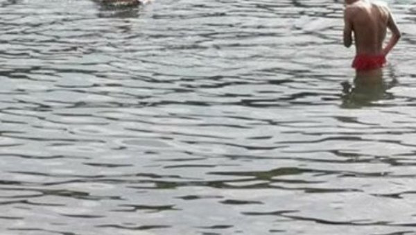 ШТО ЈЕ СИГУРНО, СИГУРНО ЈЕ: О овој фотографији са Хвара данас прича цели Балкан (ФОТО) ШТО ЈЕ СИГУРНО, СИГУРНО ЈЕ: О овој фотографији са Хвара данас прича цели Балкан (ФОТО)