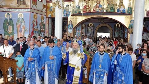 СЛАВА БИЈЕЉИНE: Град се сетио великана СЛАВА БИЈЕЉИНE: Град се сетио великана