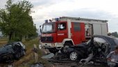 TEŠKA NESREĆA U MAĐARSKOJ: Autobus sleteo sa auto-puta, povređeno 34 ljudi, ima poginulih TEŠKA NESREĆA U MAĐARSKOJ: Autobus sleteo sa auto-puta, povređeno 34 ljudi, ima poginulih