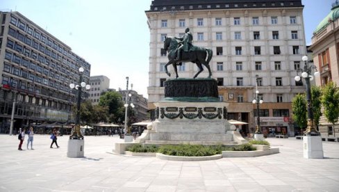 ЗБОГ ВИКЕНД ВАКЦИНАЦИЈЕ БУКНУЛО ИЗДАВАЊЕ СТАНОВА НА ДАН: Имамо прави налет грађана из држава региона ЗБОГ ВИКЕНД ВАКЦИНАЦИЈЕ БУКНУЛО ИЗДАВАЊЕ СТАНОВА НА ДАН: Имамо прави налет грађана из држава региона