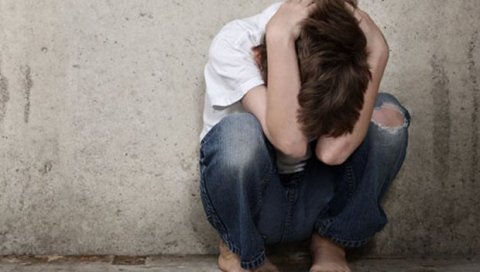 ДЕЧАК СВЕДОЧИ У МАЈУ: Настављен поступак против М. Ј. (82), оптуженог за обљубу oсмогодишњака; малишан ће исказ давати из посебне просторије ДЕЧАК СВЕДОЧИ У МАЈУ: Настављен поступак против М. Ј. (82), оптуженог за обљубу oсмогодишњака; малишан ће исказ давати из посебне просторије